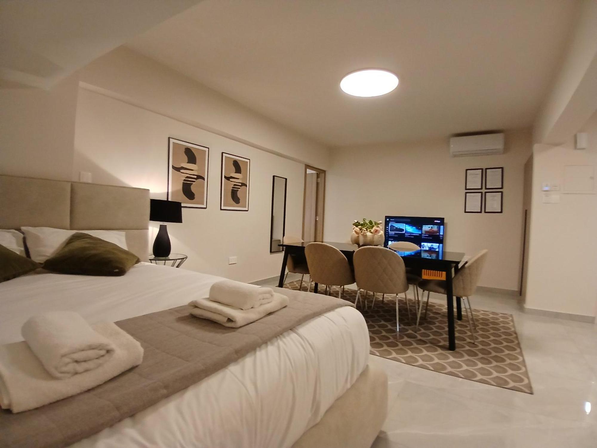 Georgiana Suites Larnaca Ngoại thất bức ảnh