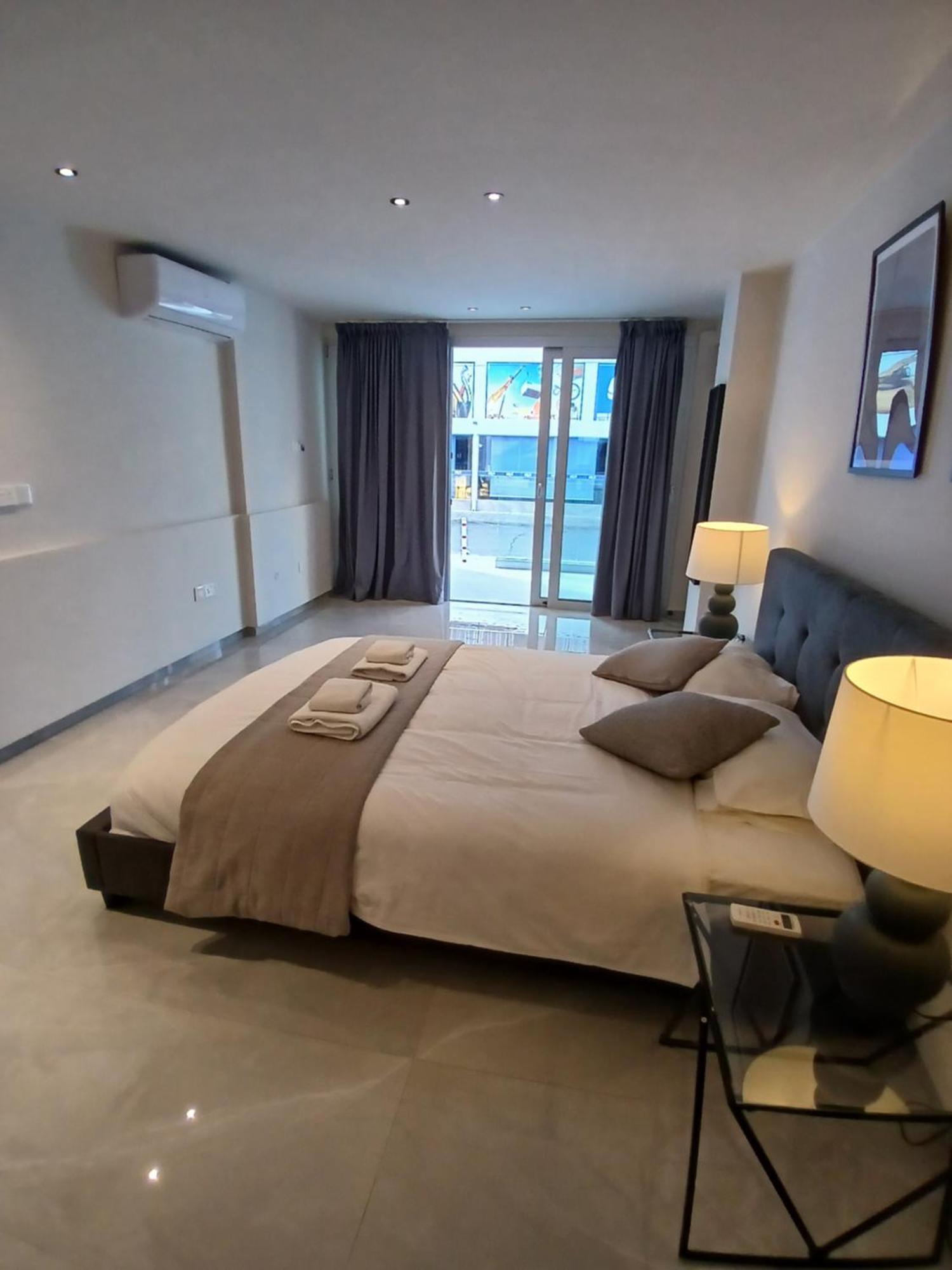 Georgiana Suites Larnaca Phòng bức ảnh