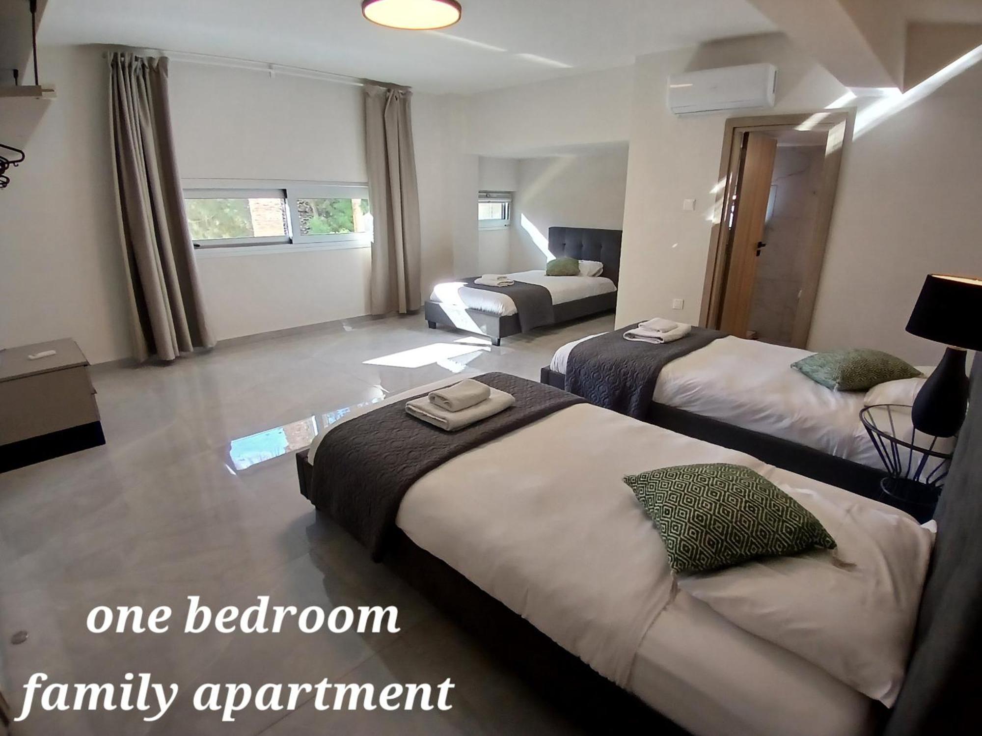 Georgiana Suites Larnaca Ngoại thất bức ảnh